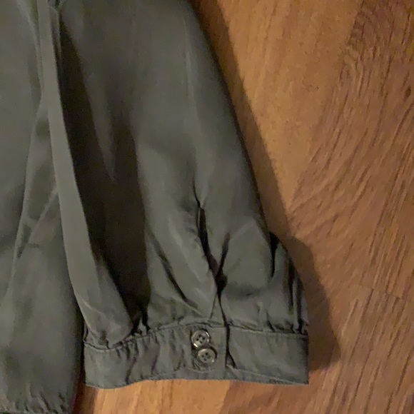 Top - Picture 8 of 14